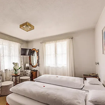 Romana 3* Savognin