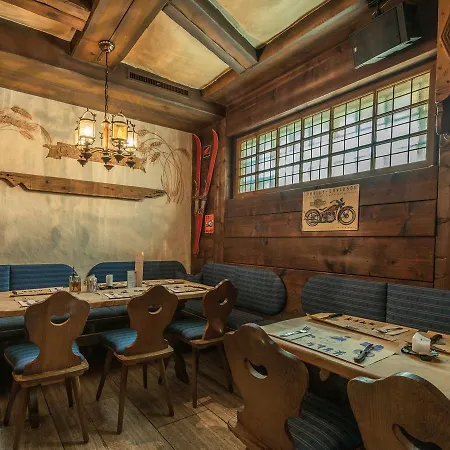 אורחן Romana 3*